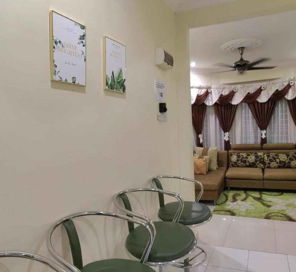 Kh Homestay Comfy N Calm Seri Manjung Exteriör bild